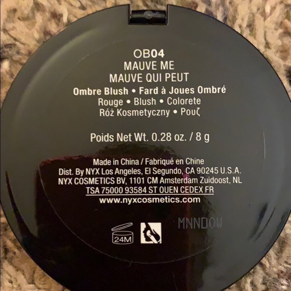 Blush bundle - Picture 2 of 7